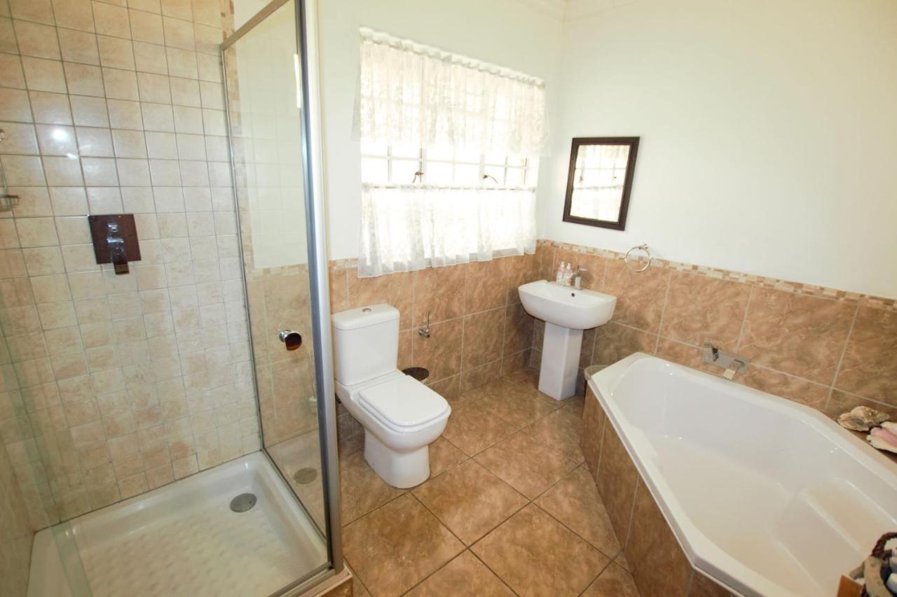 Emzini Apartments Midrand Εξωτερικό φωτογραφία